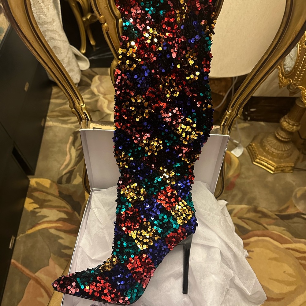 Baddddd pair of multi-colored sequin boots.  New. Size 10.